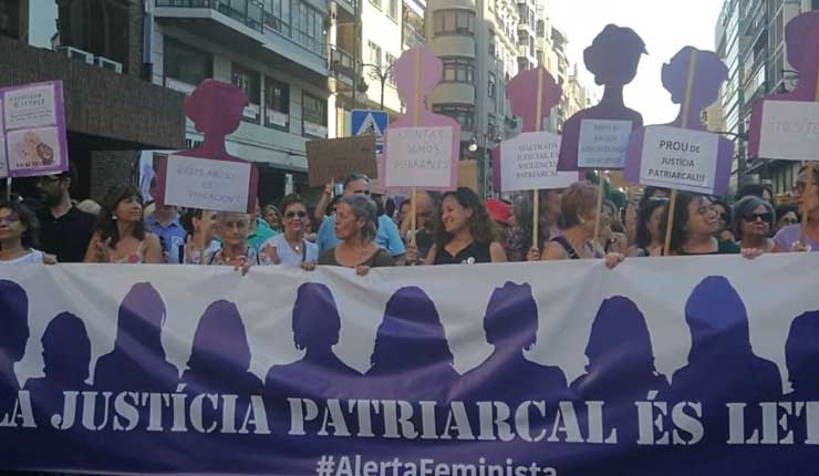 Alerta Felinistas, Internacional,